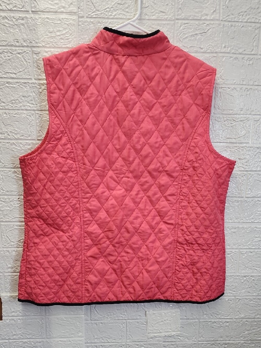Southern Lady Quilted Coral Pink Sleeveless Vest - Picture 6 of 6